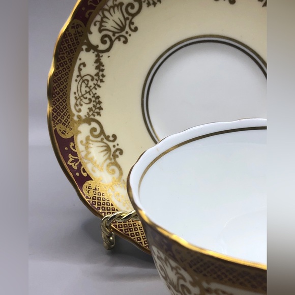 Crown Staffordshire Teacup & Saucer, Fine Bone China, England. A15449 - Picture 9 of 10